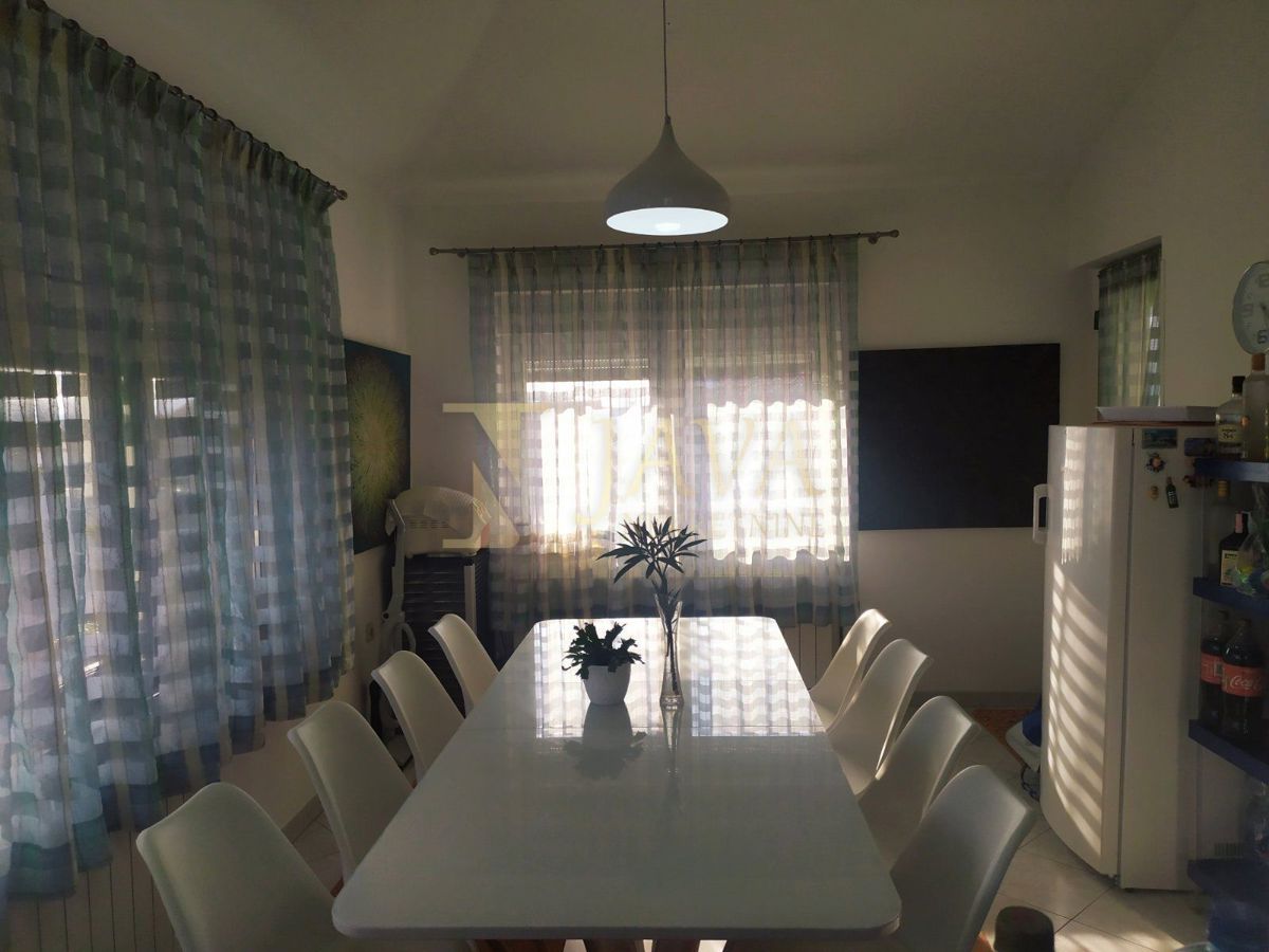 Casa Malinska, Malinska-Dubašnica, 300m2