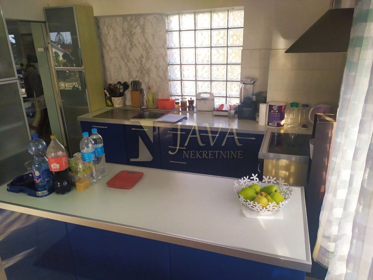 Casa Malinska, Malinska-Dubašnica, 300m2