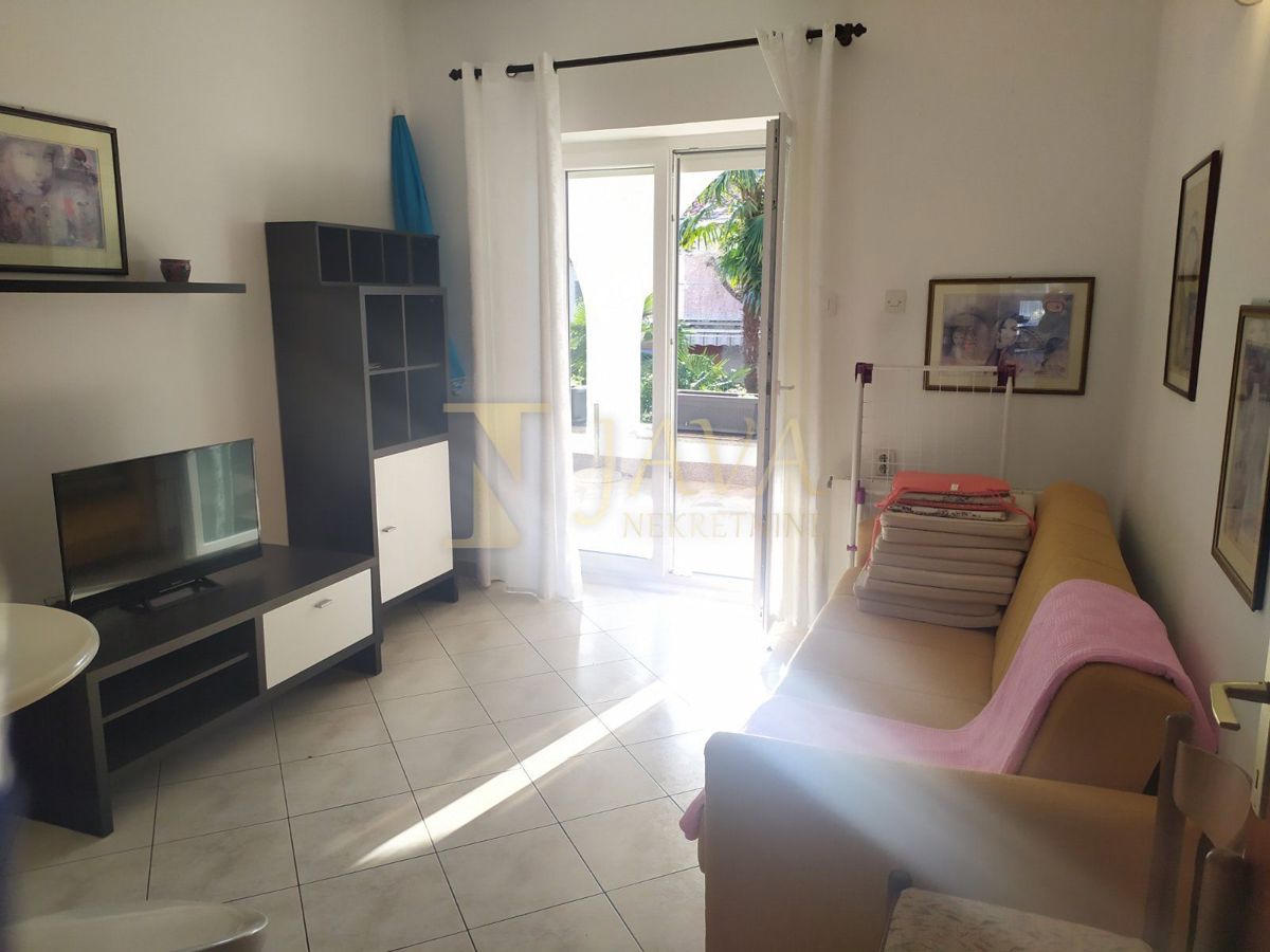 Casa Malinska, Malinska-Dubašnica, 300m2