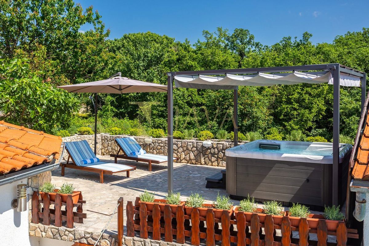 Casa Risika, Vrbnik, 205m2