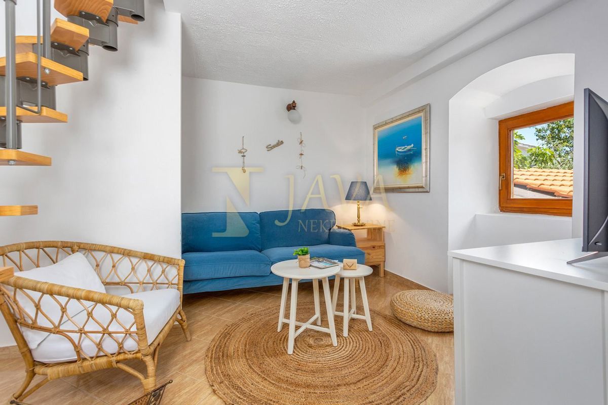 Casa Risika, Vrbnik, 205m2