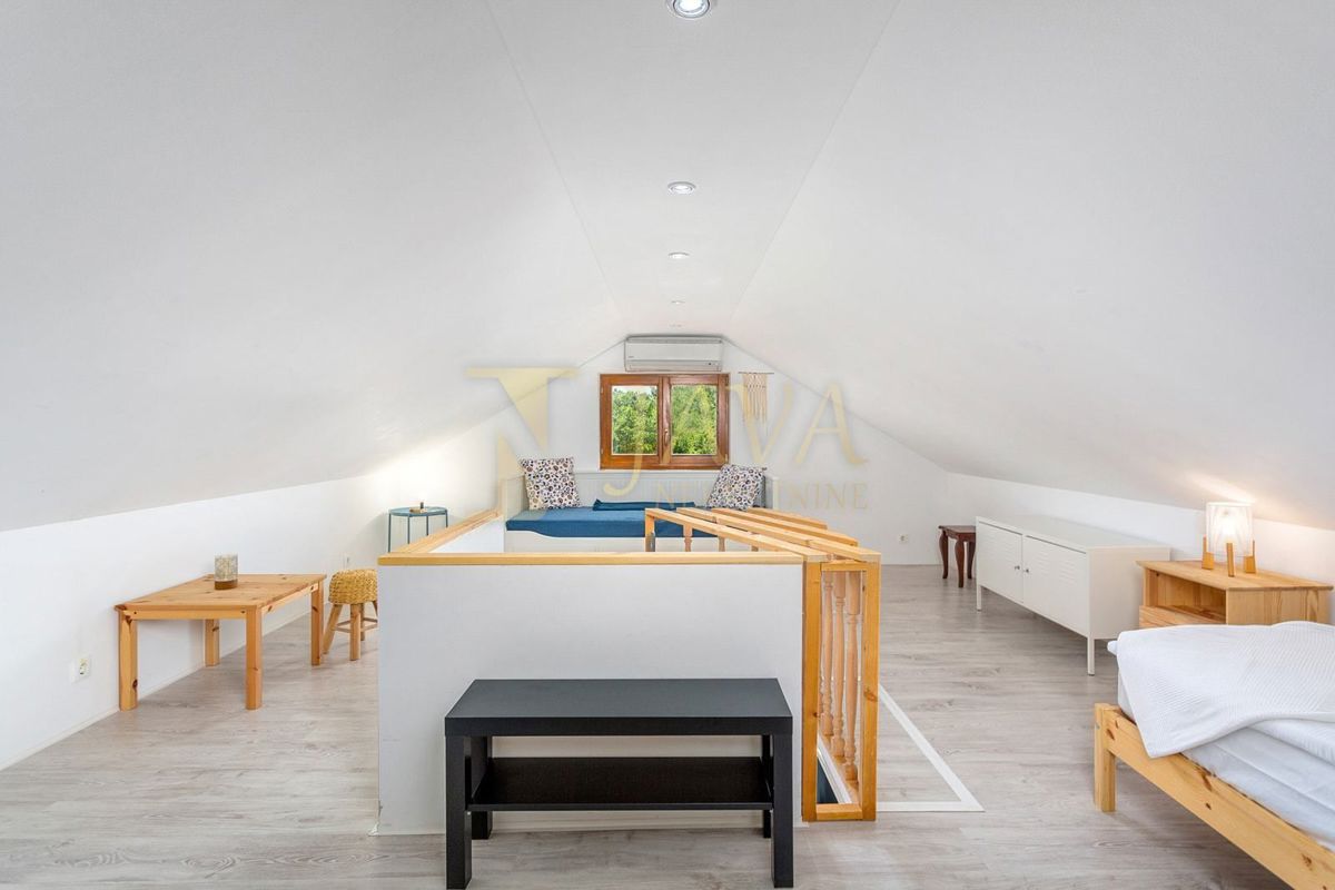 Casa Risika, Vrbnik, 205m2