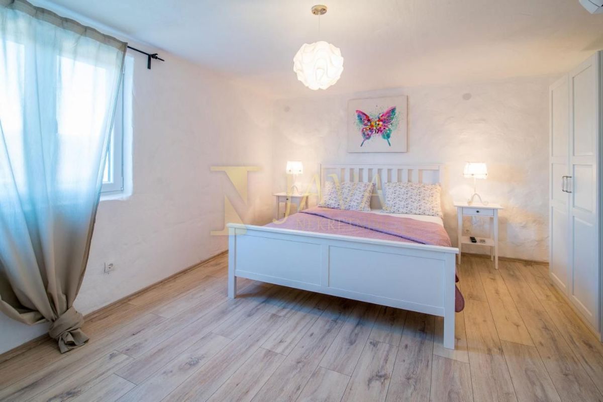 Casa Garica, Vrbnik, 120m2