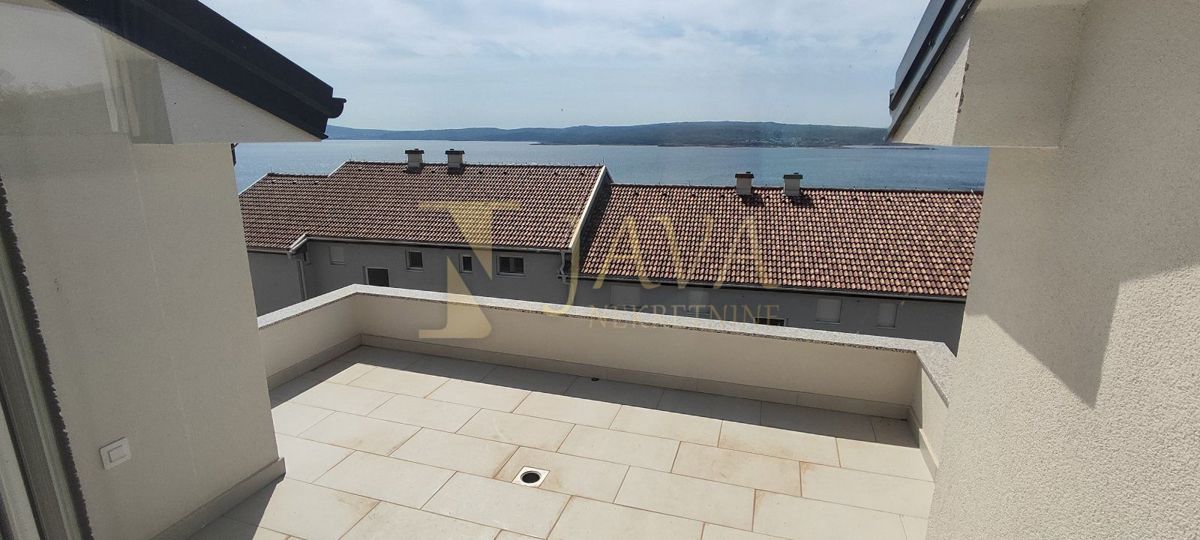 Crikvenica/Selce,nuova costruzione,penthouse,3 camere da letto,2 terrazze,2PM,400metri dal mare