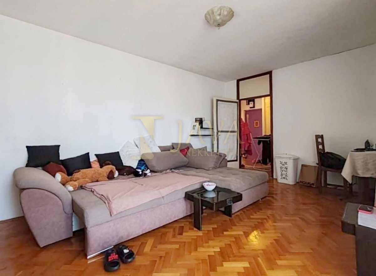 Appartamento Rastočine, Rijeka, 135.000m2