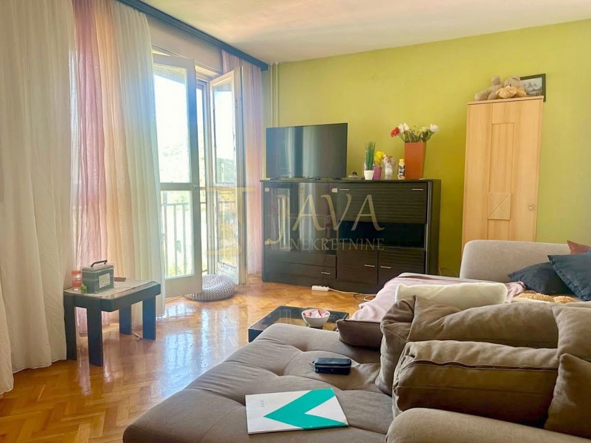 Appartamento Rastočine, Rijeka, 135.000m2