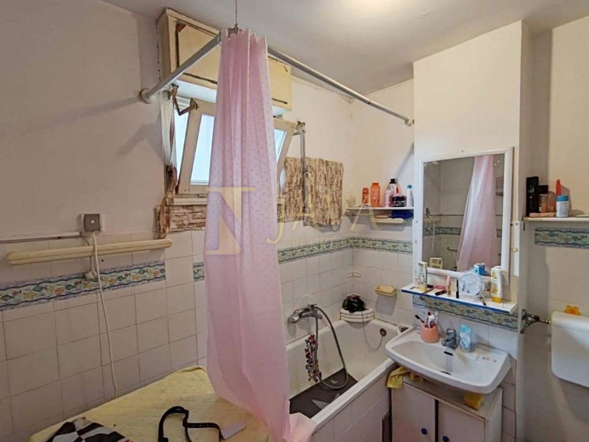 Appartamento Rastočine, Rijeka, 135.000m2