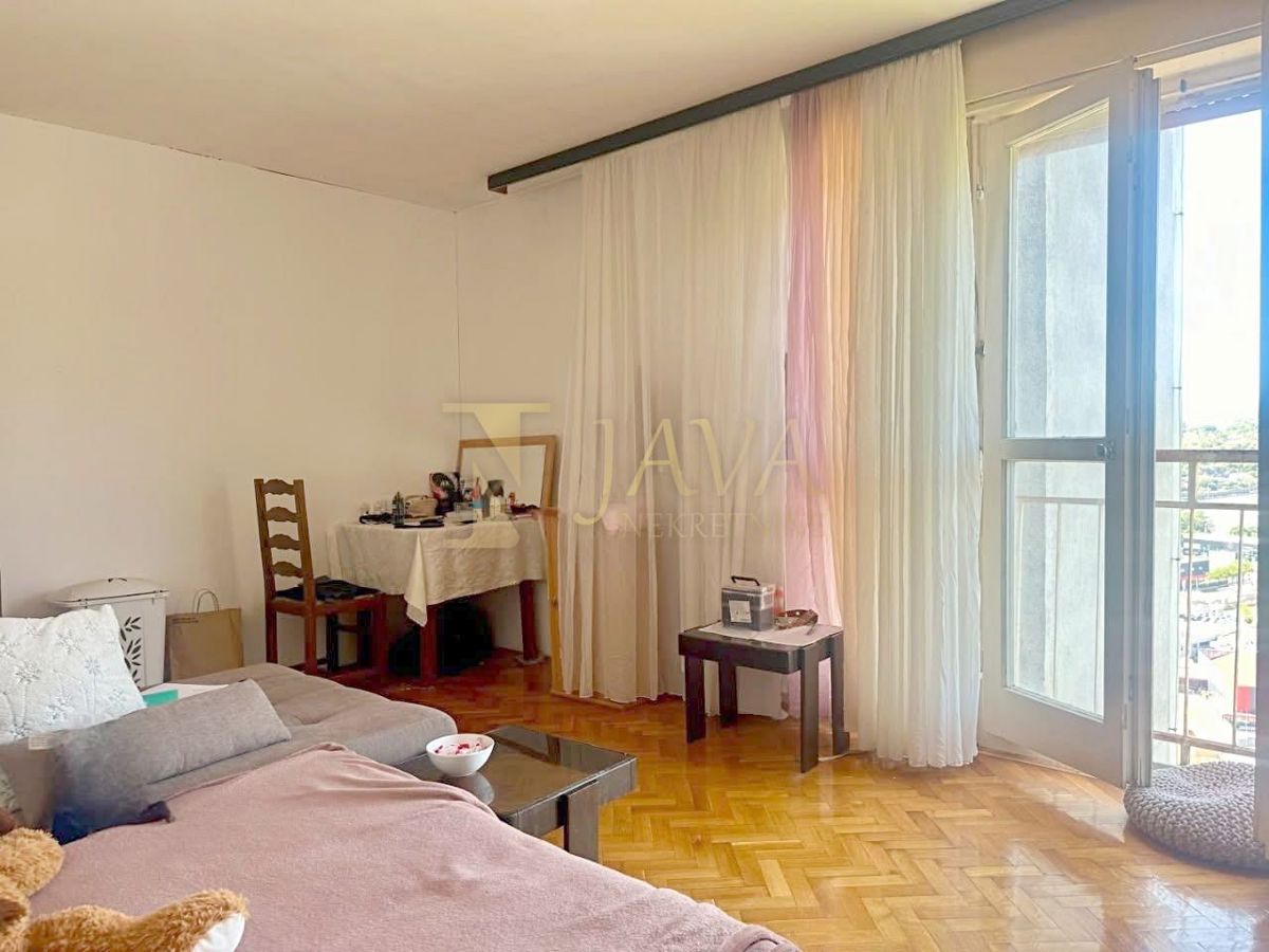 Appartamento Rastočine, Rijeka, 135.000m2