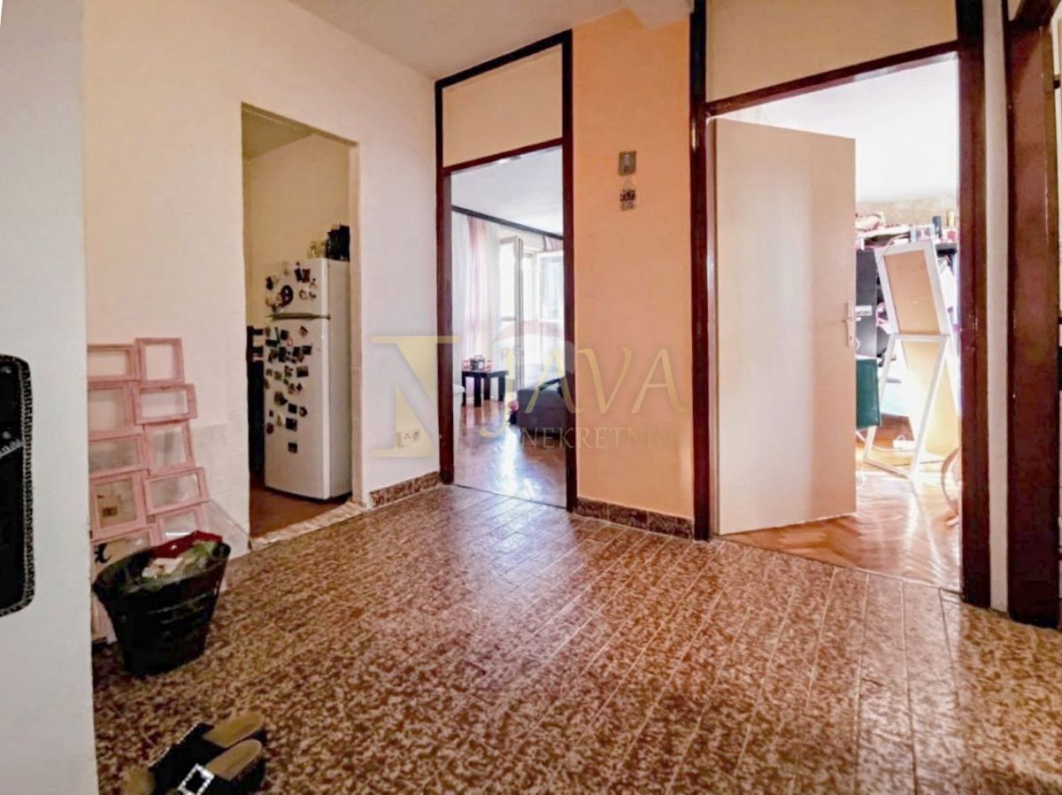 Appartamento Rastočine, Rijeka, 135.000m2