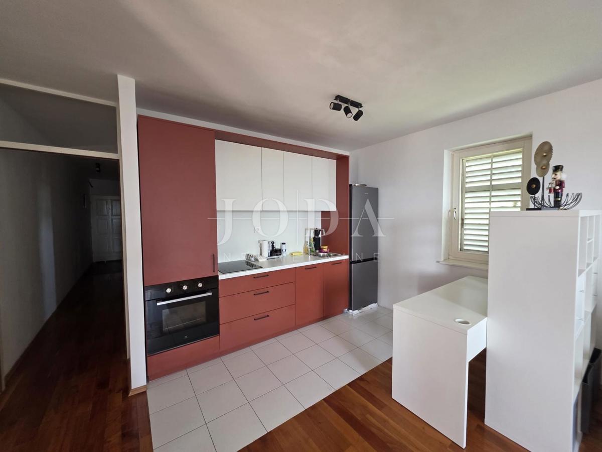 Allogio Crikvenica, 56m2