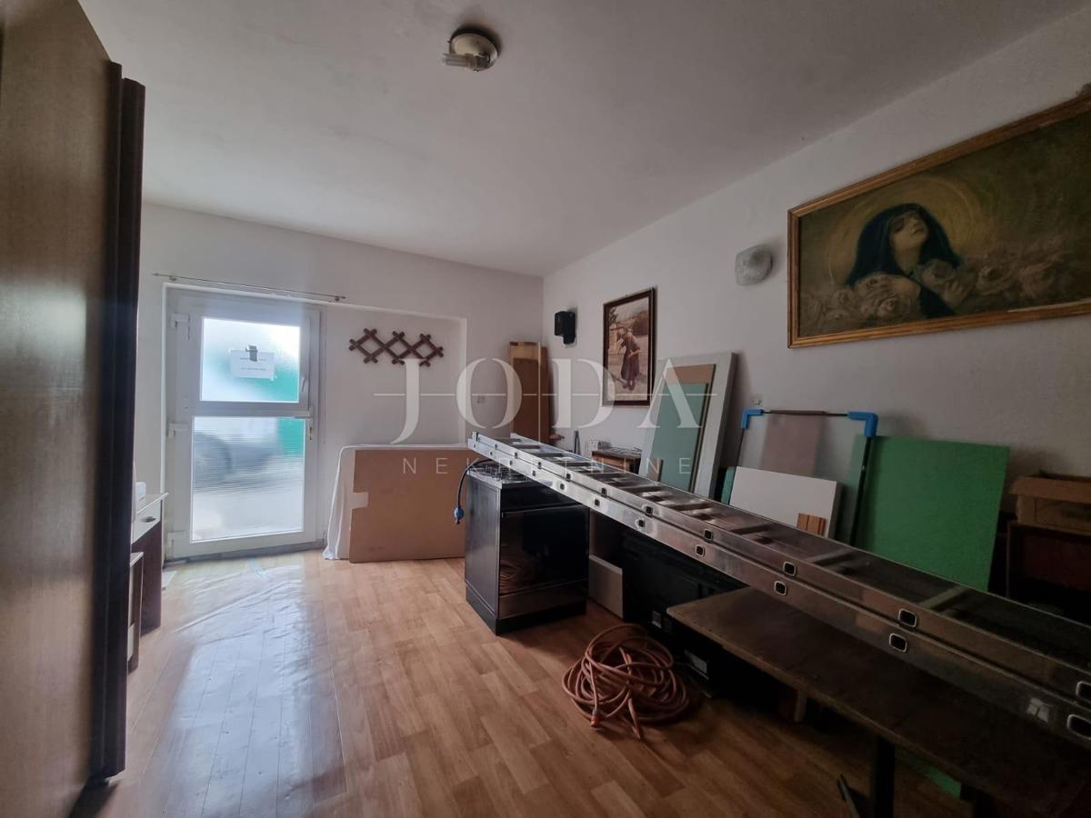 Casa Novi Vinodolski, 250m2