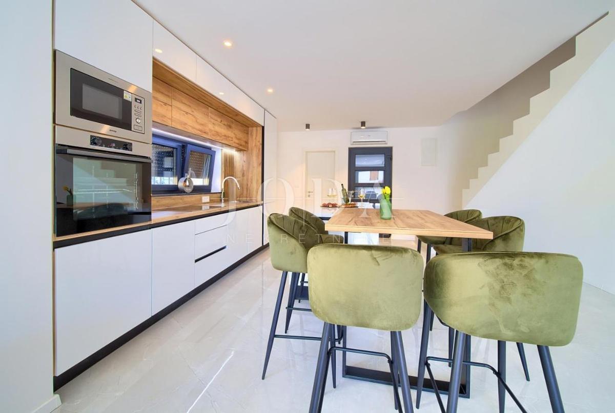 Appartamento di lusso a Malinska