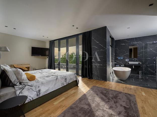 Casa Grožnjan, 300m2