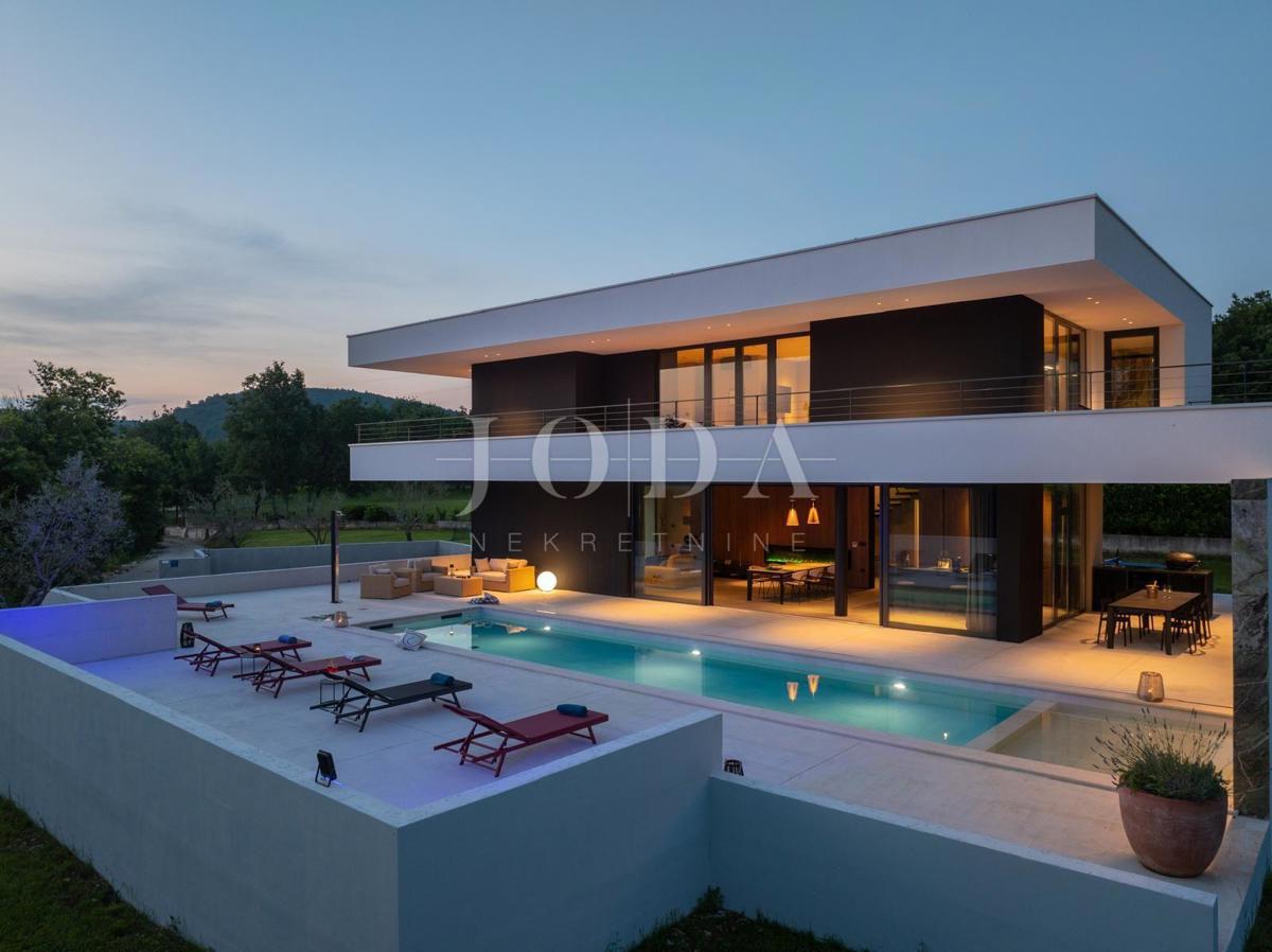 Casa Grožnjan, 300m2