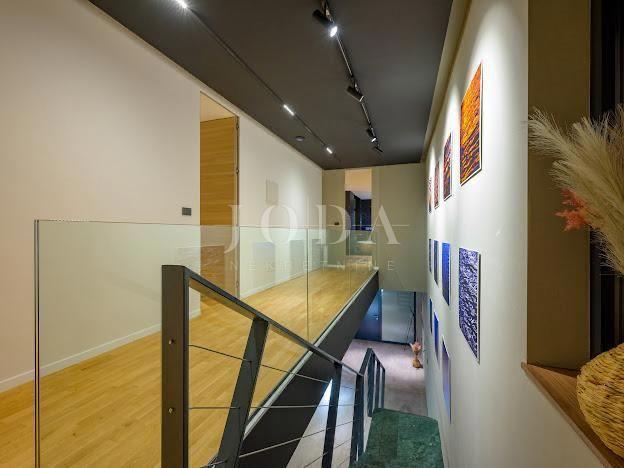 Casa Grožnjan, 300m2