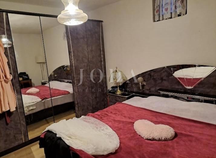 Kostelj, Casa con Potenziale e Giardino Curato