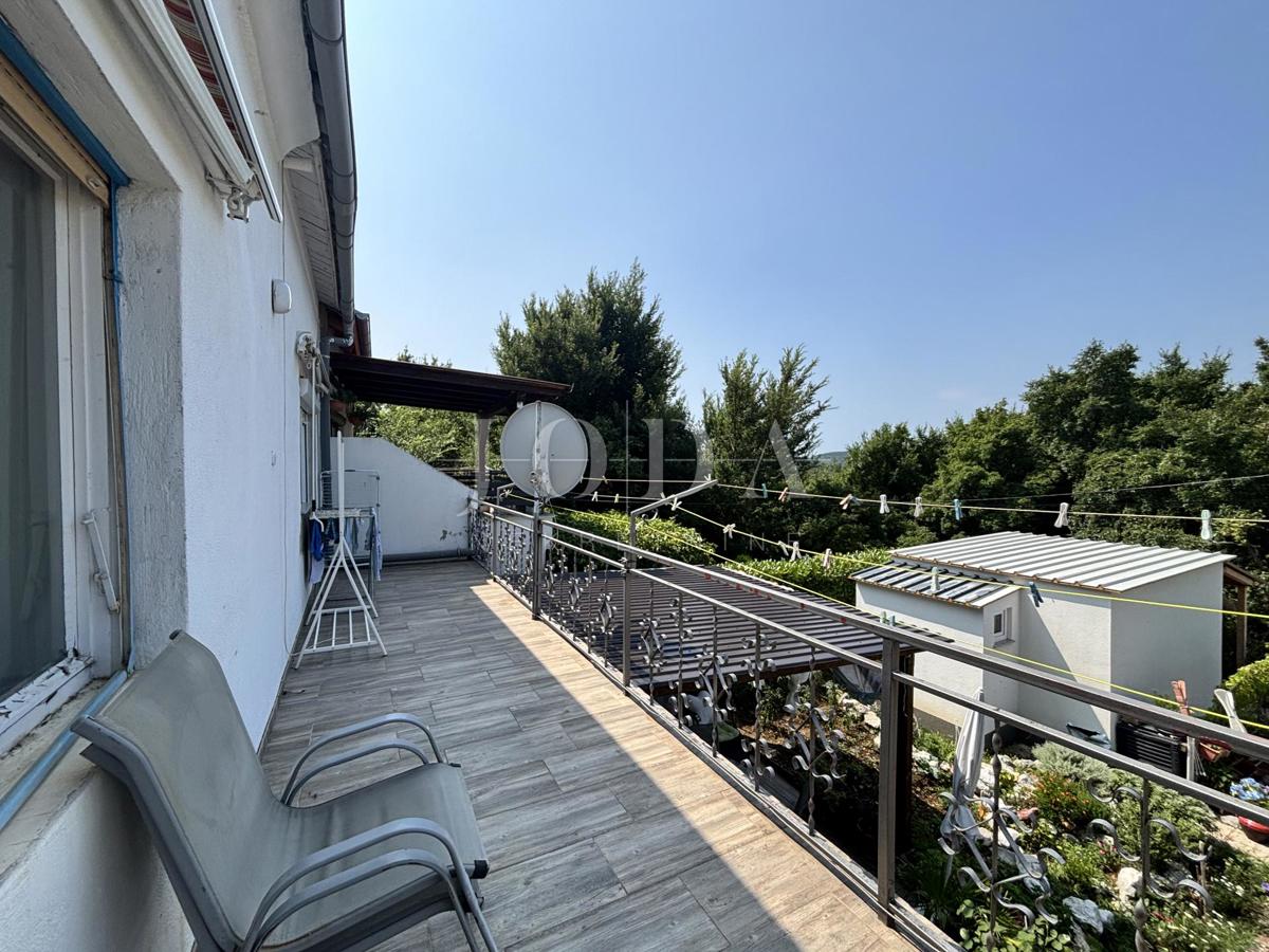 Kostelj, Casa con Potenziale e Giardino Curato