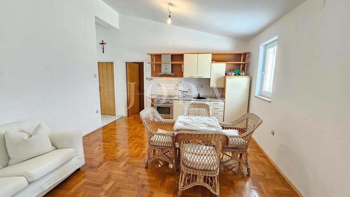 Dramalj – Appartamento con splendida vista mare