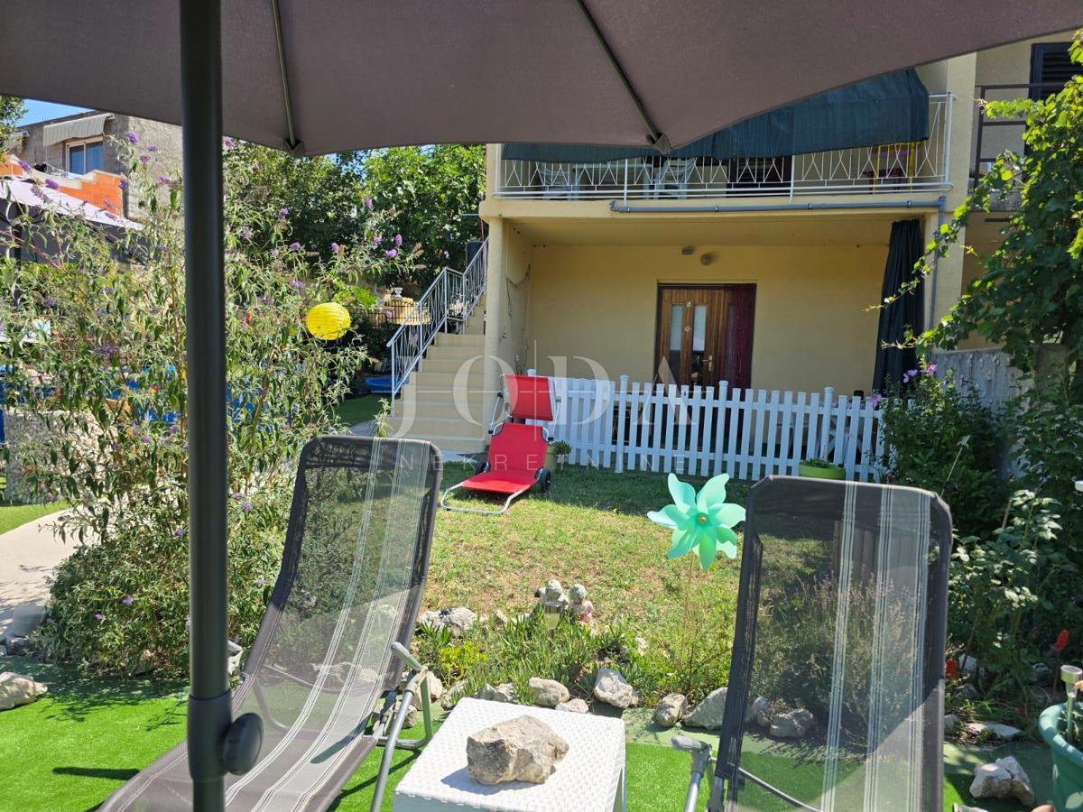 Casa con 3 unità abitative