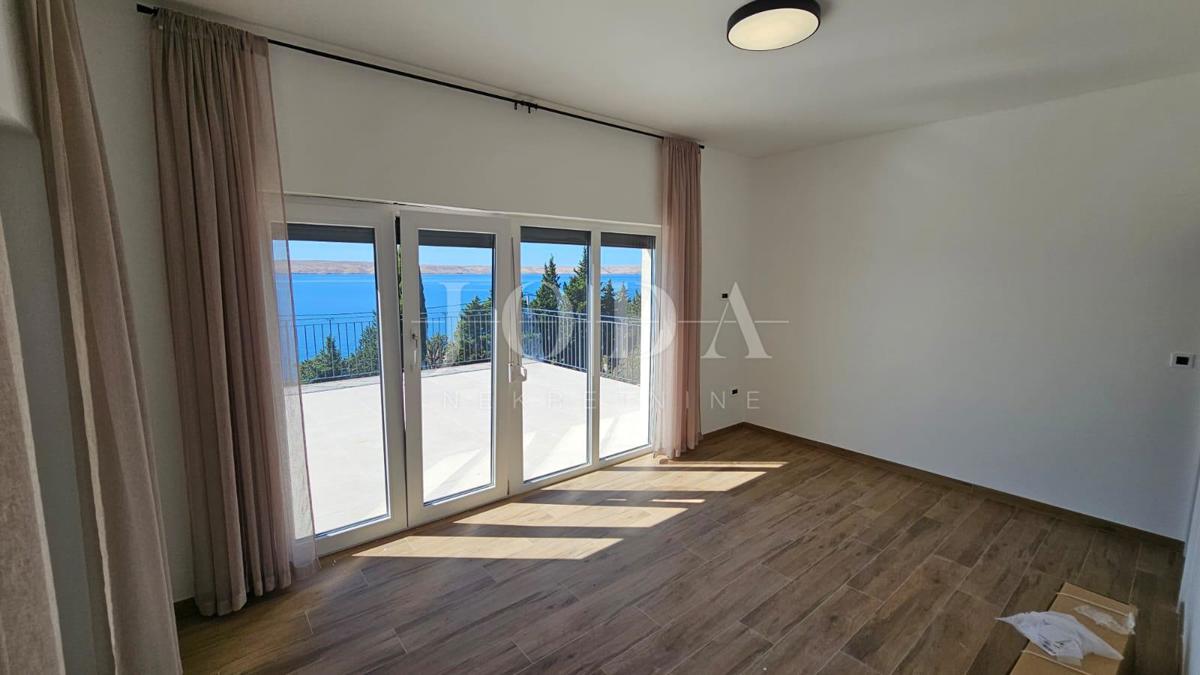 Casa Lukovo Šugarje, Karlobag, 92m2