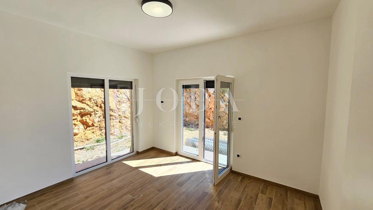 Casa Lukovo Šugarje, Karlobag, 92m2