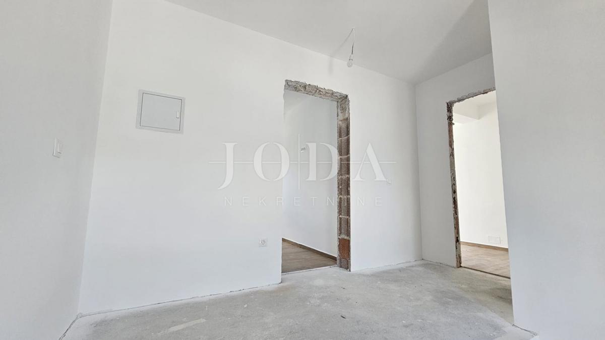 Jadranovo: case di nuova 