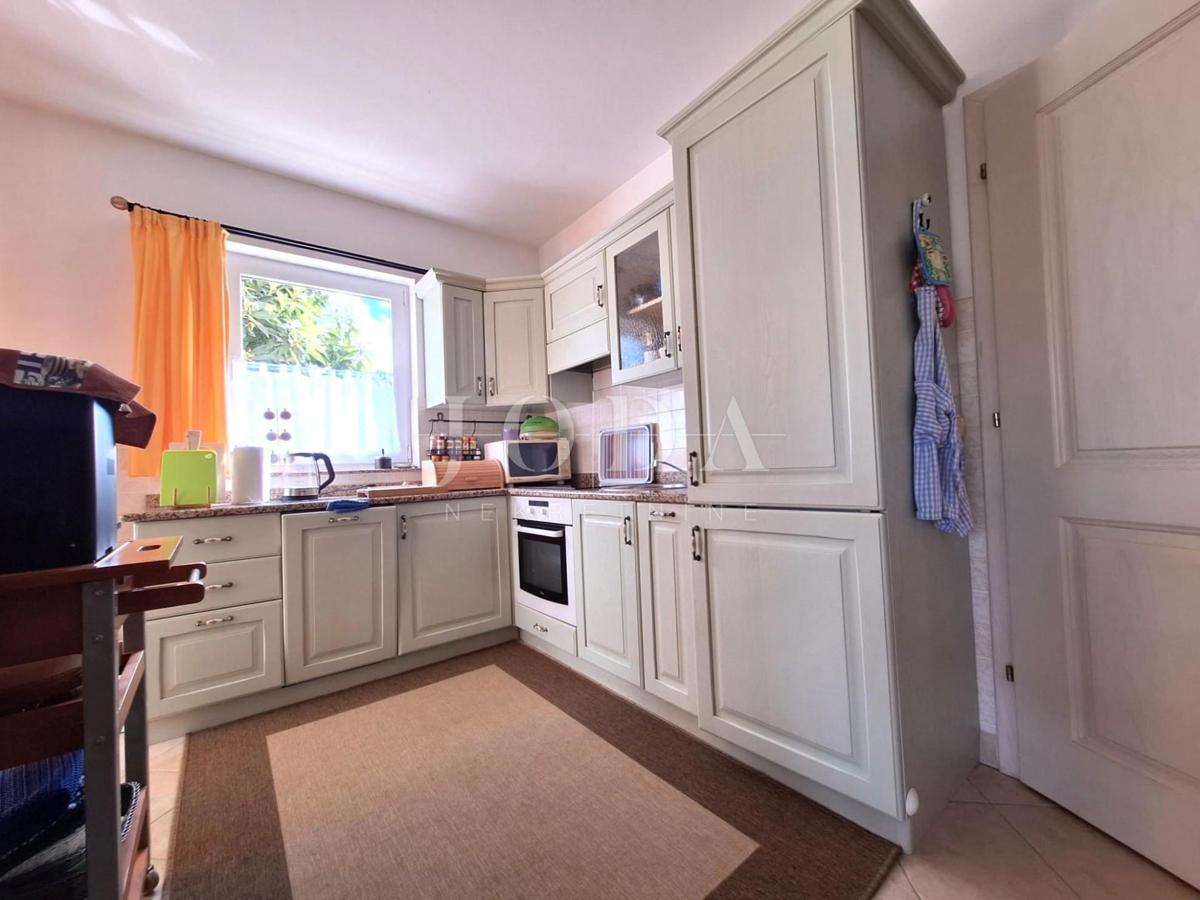 Casa a 200 metri dal mare, Malinska!