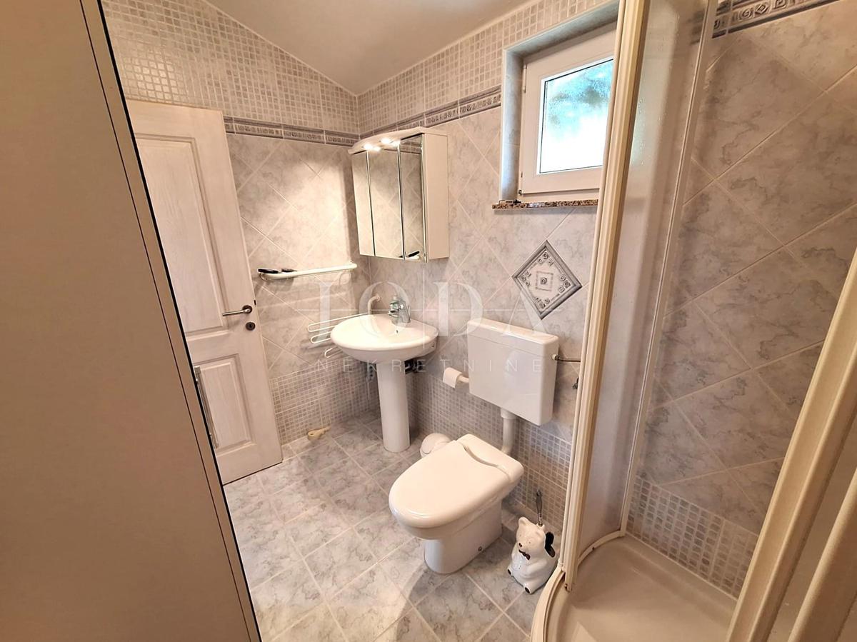 Casa a 200 metri dal mare, Malinska!