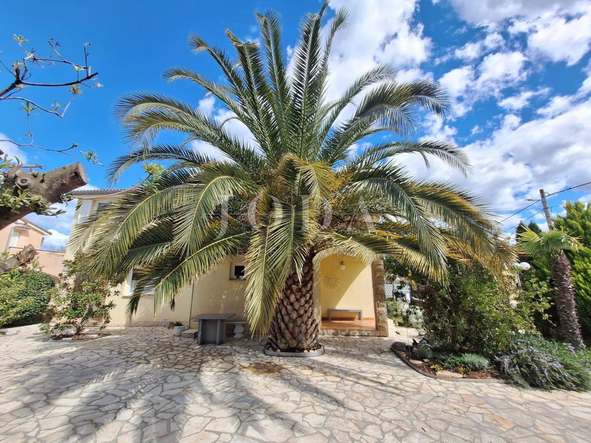 Casa a 200 metri dal mare, Malinska!