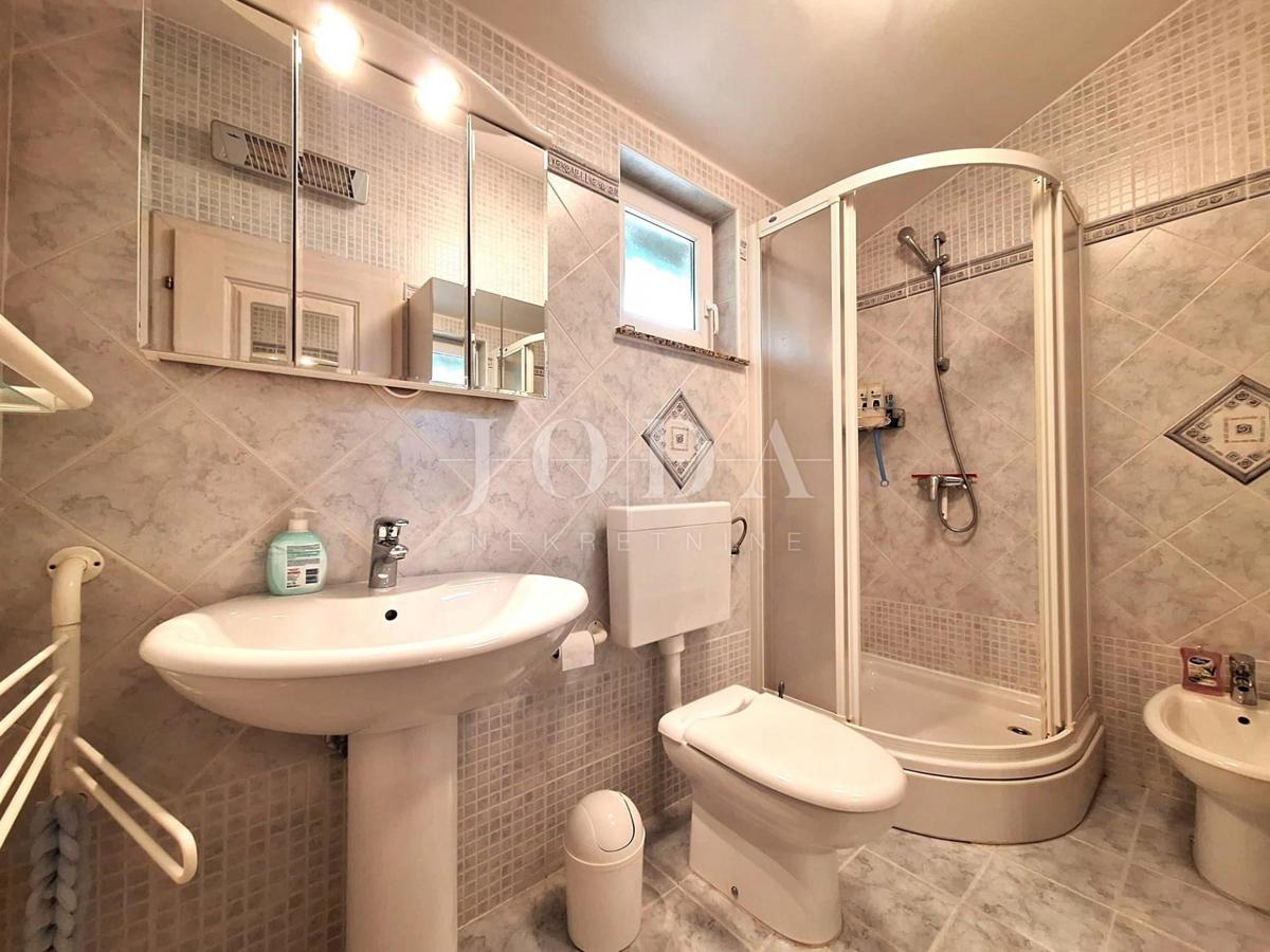 Casa a 200 metri dal mare, Malinska!