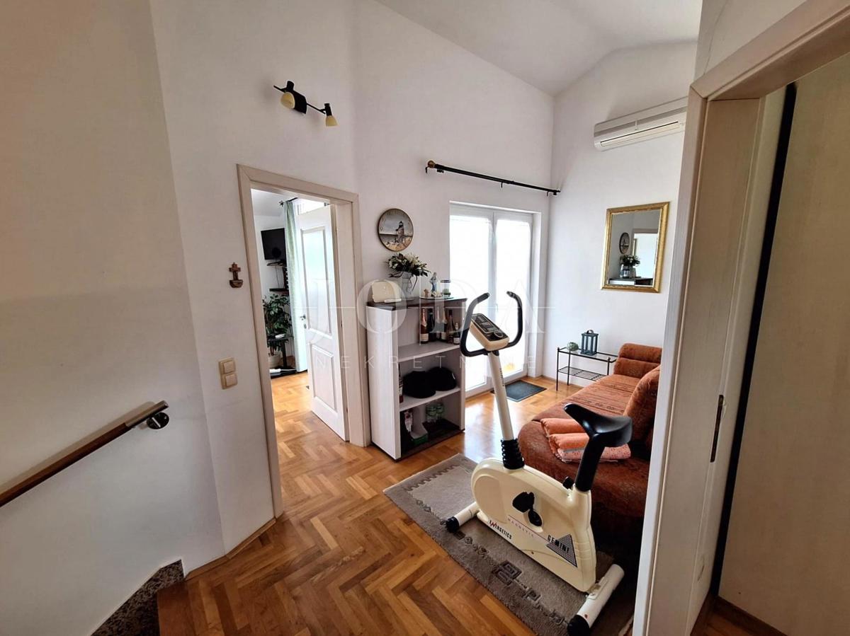 Casa a 200 metri dal mare, Malinska!