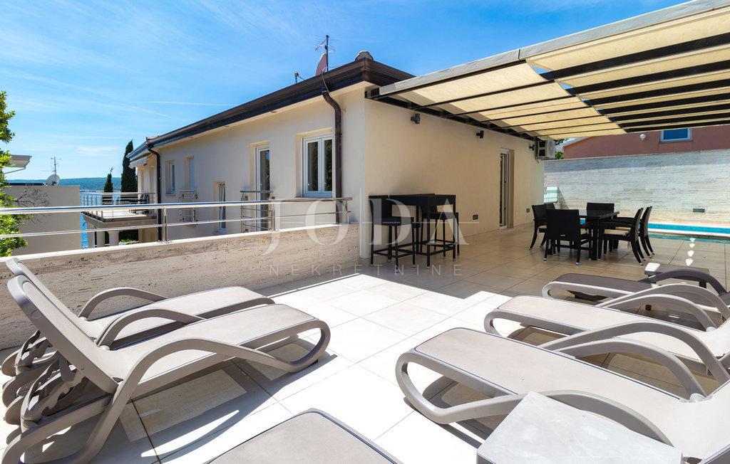 Allogio Crikvenica, 90m2