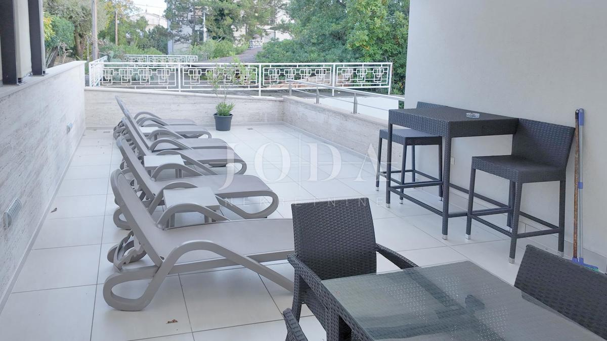 Allogio Crikvenica, 90m2