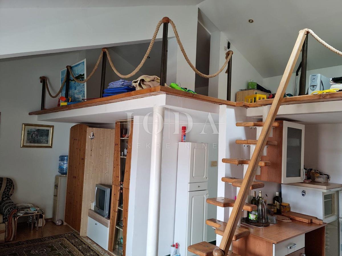 Allogio Novi Vinodolski, 65,71m2