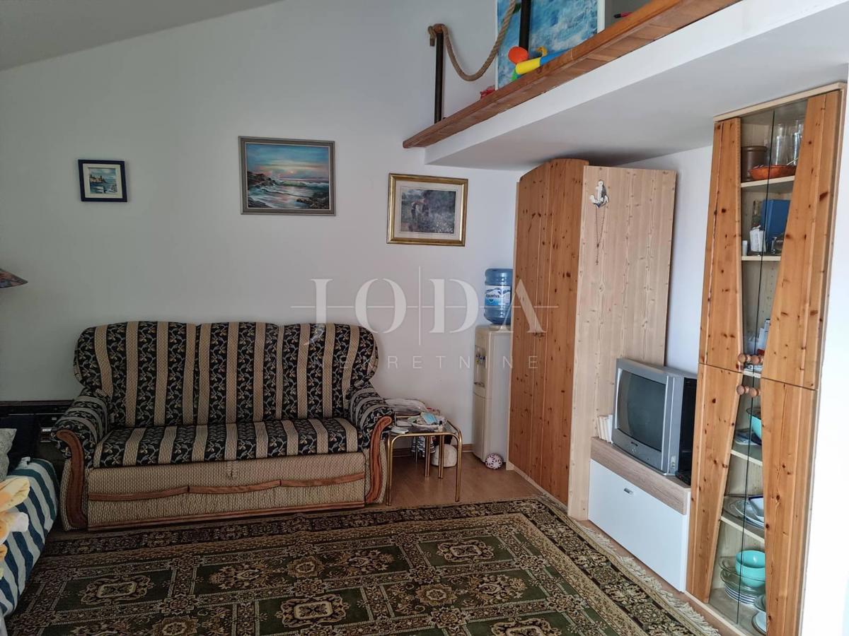 Allogio Novi Vinodolski, 65,71m2