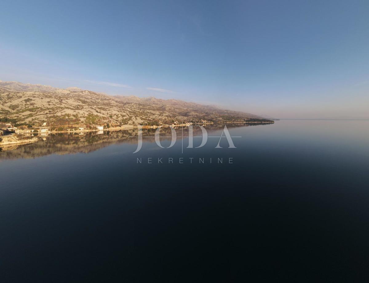 Casa Barić Draga, Karlobag, casa in pietra da ristrutturare, prima fila al mare