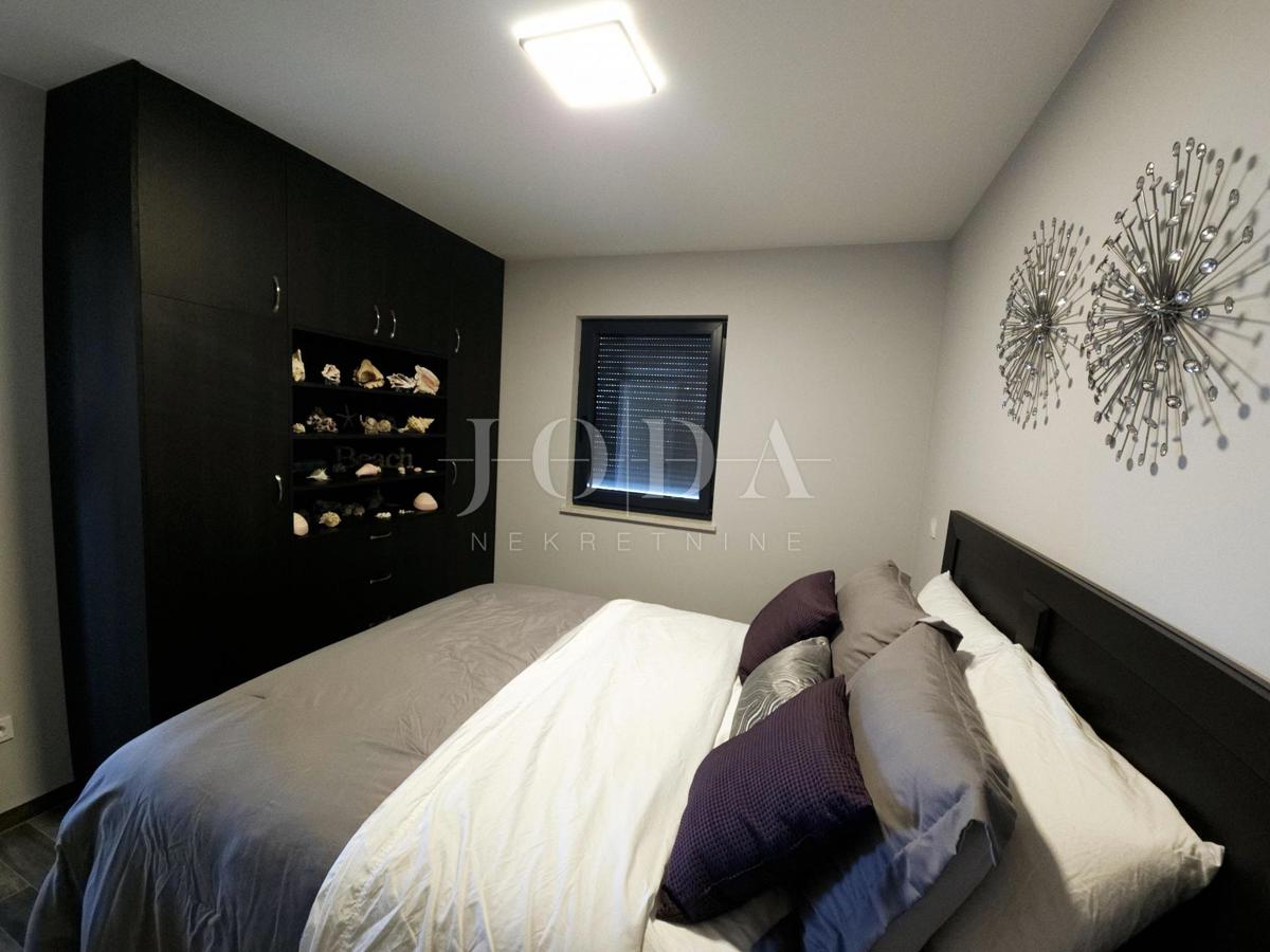 Bilocale funzionale con terrazza coperta