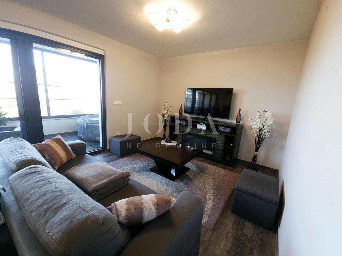 Bilocale funzionale con terrazza coperta