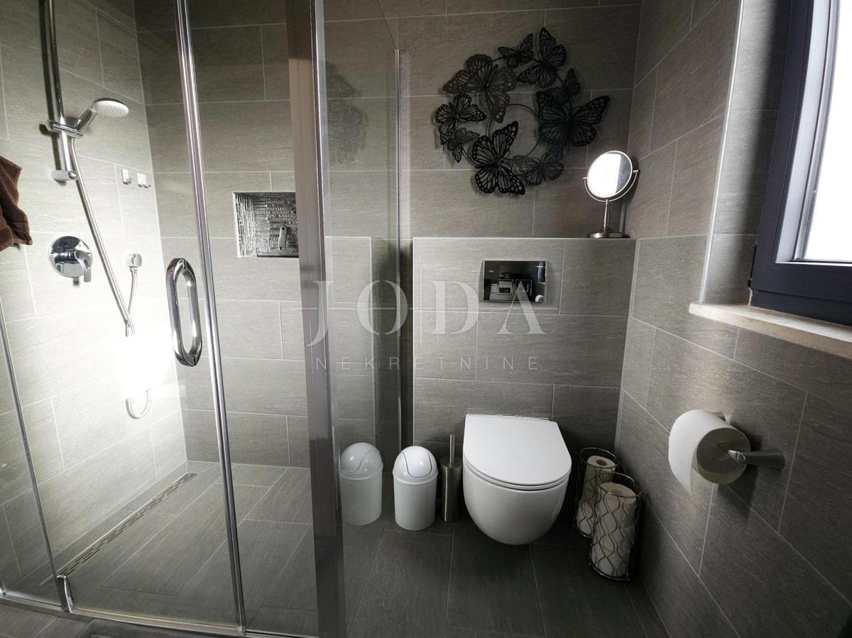 Bilocale funzionale con terrazza coperta