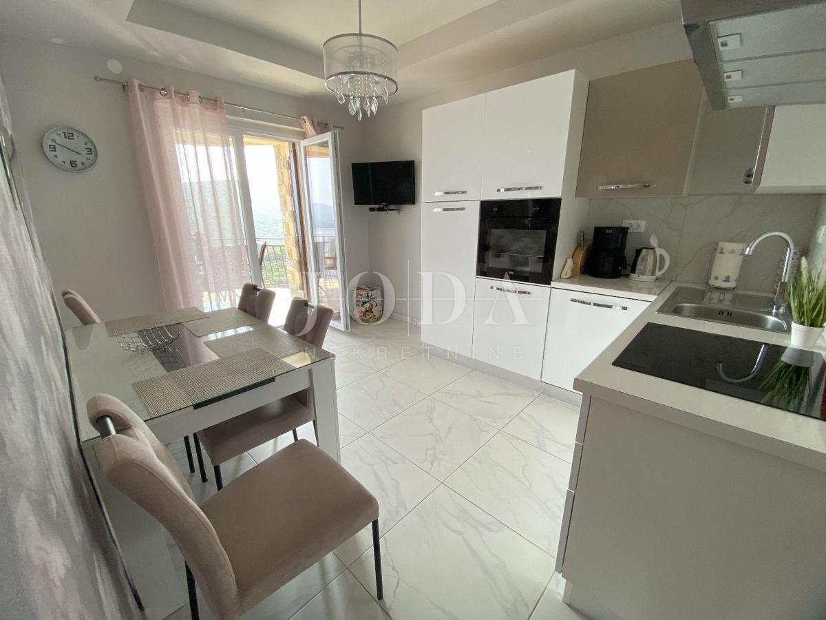 Casa Rabac, Labin, 493m2