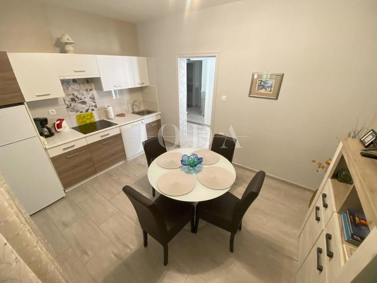 Casa Rabac, Labin, 493m2