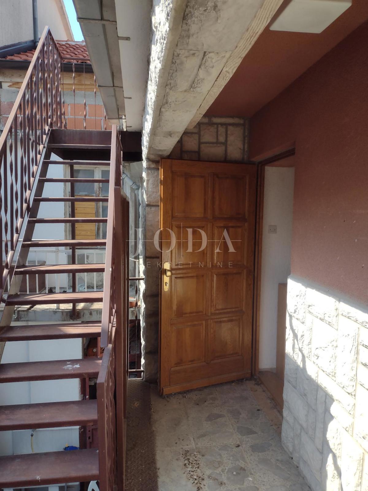 Allogio Jablanac, Senj, 100m2