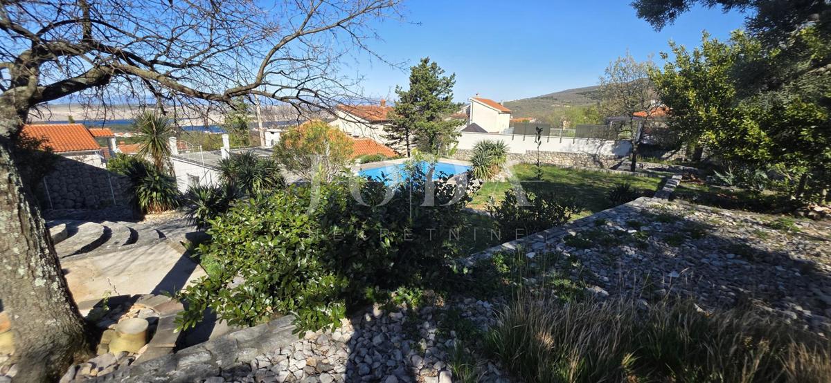 Casa esclusiva a Jadranovo con piscina, vista mare e ampio terreno