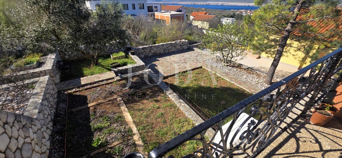 Casa esclusiva a Jadranovo con piscina, vista mare e ampio terreno