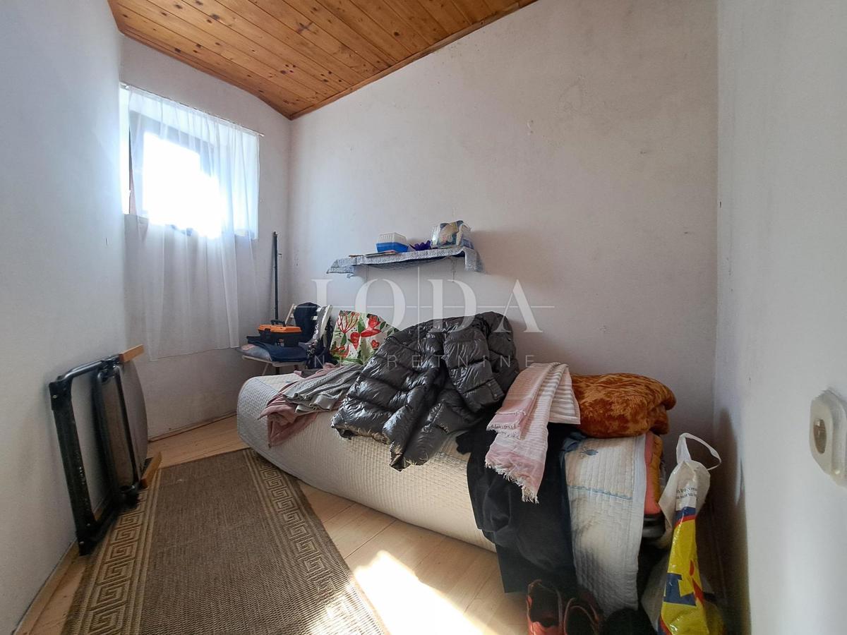 Isola di Krk – casa in pietra da ristrutturare