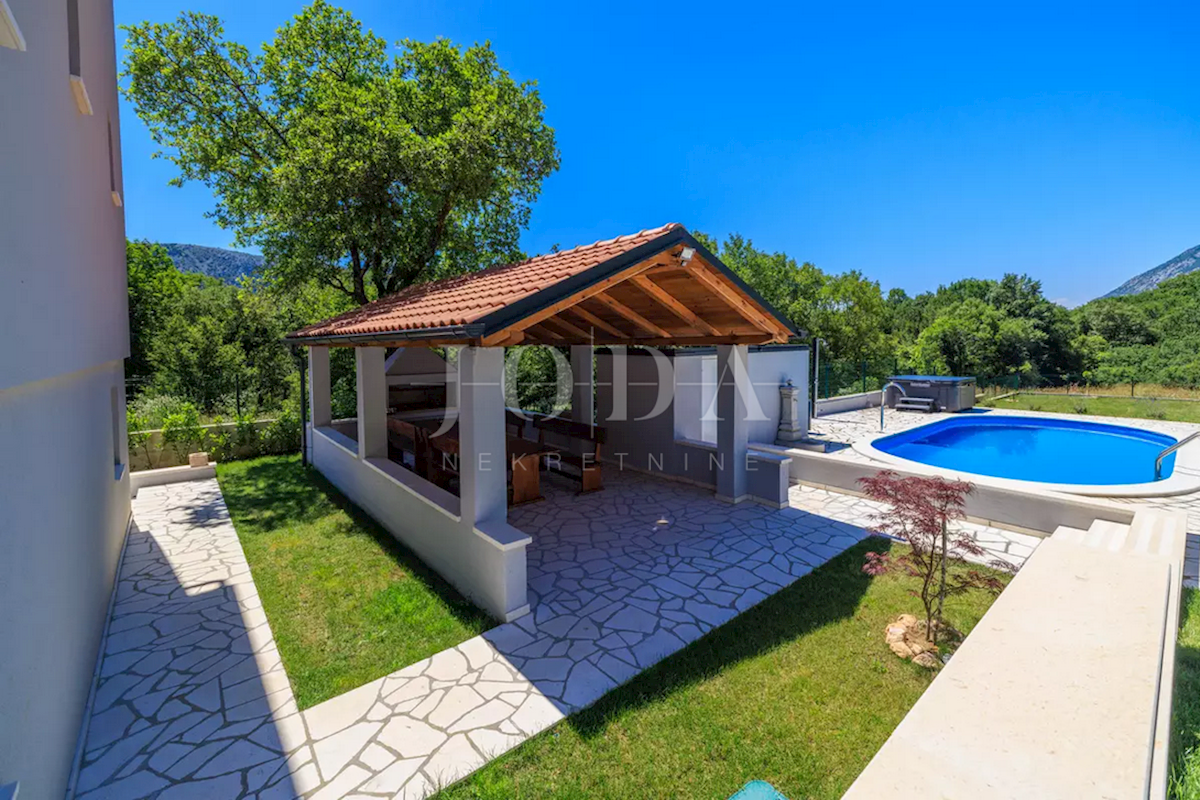 Casa Tribalj, Vinodolska Općina, 600m2