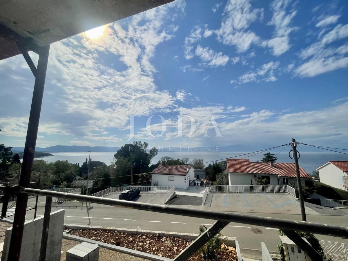 Luxury semi-detached house near the sea with sea view