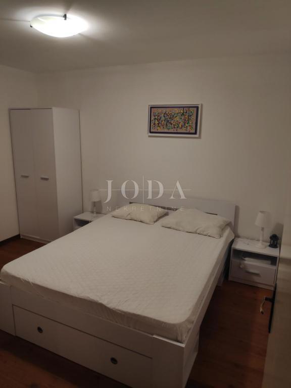 Detached family house with a large garden, island of Krk