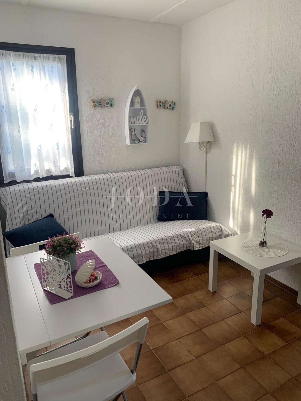 Detached family house with a large garden, island of Krk