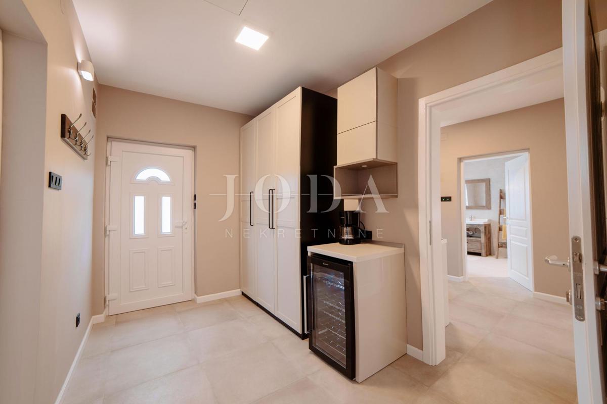 Casa in ottima posizione a soli 50 m dal mare - baia di Soline